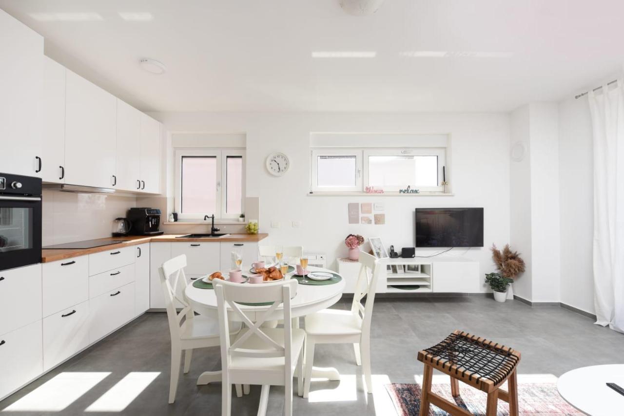Апартаменты Novi Apartman Franka Задар Экстерьер фото