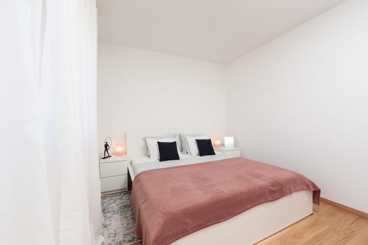 Апартаменты Novi Apartman Franka Задар Экстерьер фото
